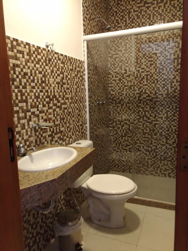 Economy Room photo 3