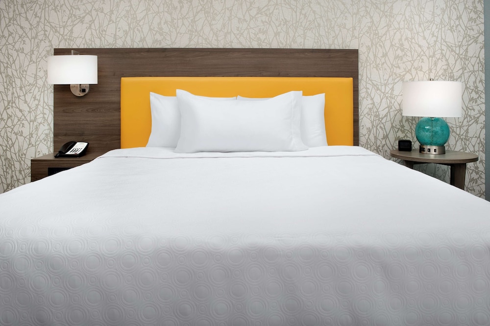 Studio, 1 King Bed, Accessible (Hearing) - Photo 1