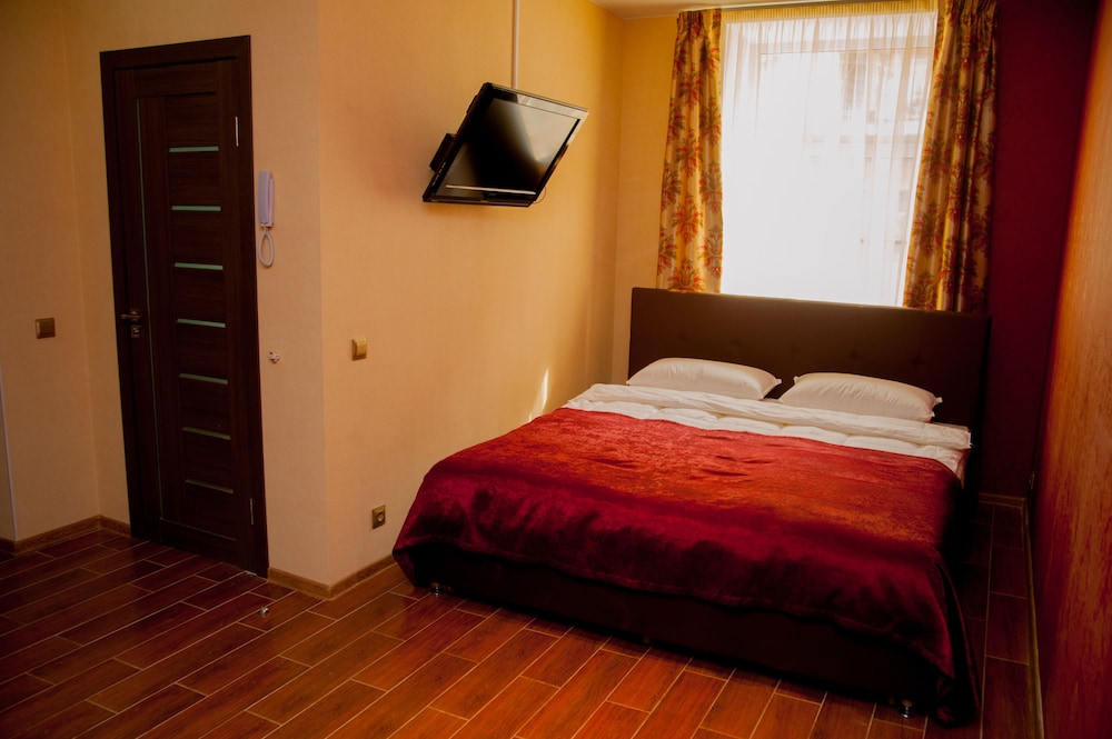 Suite, 1 King Bed with Sofa bed, Non Smoking photo 1
