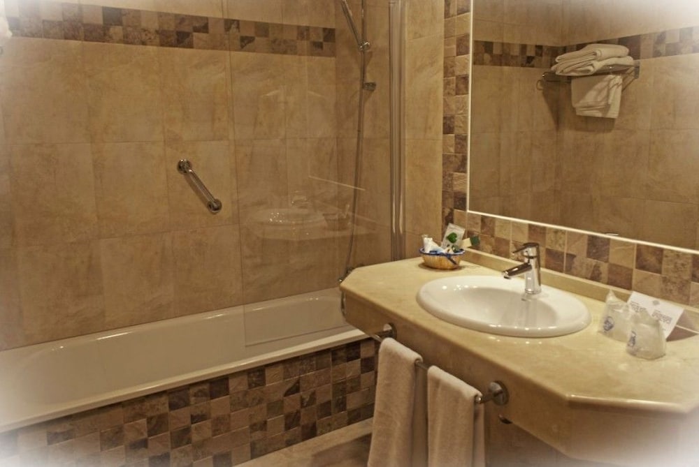Superior Double Room (3 people) photo 3