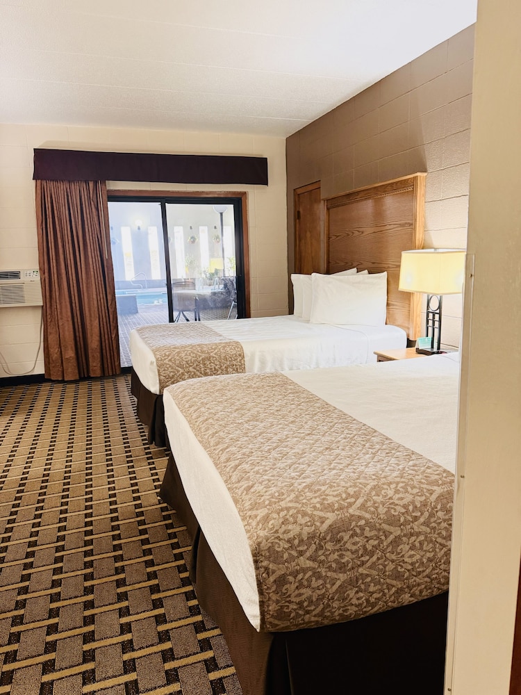 Standard Room, Poolside photo 1