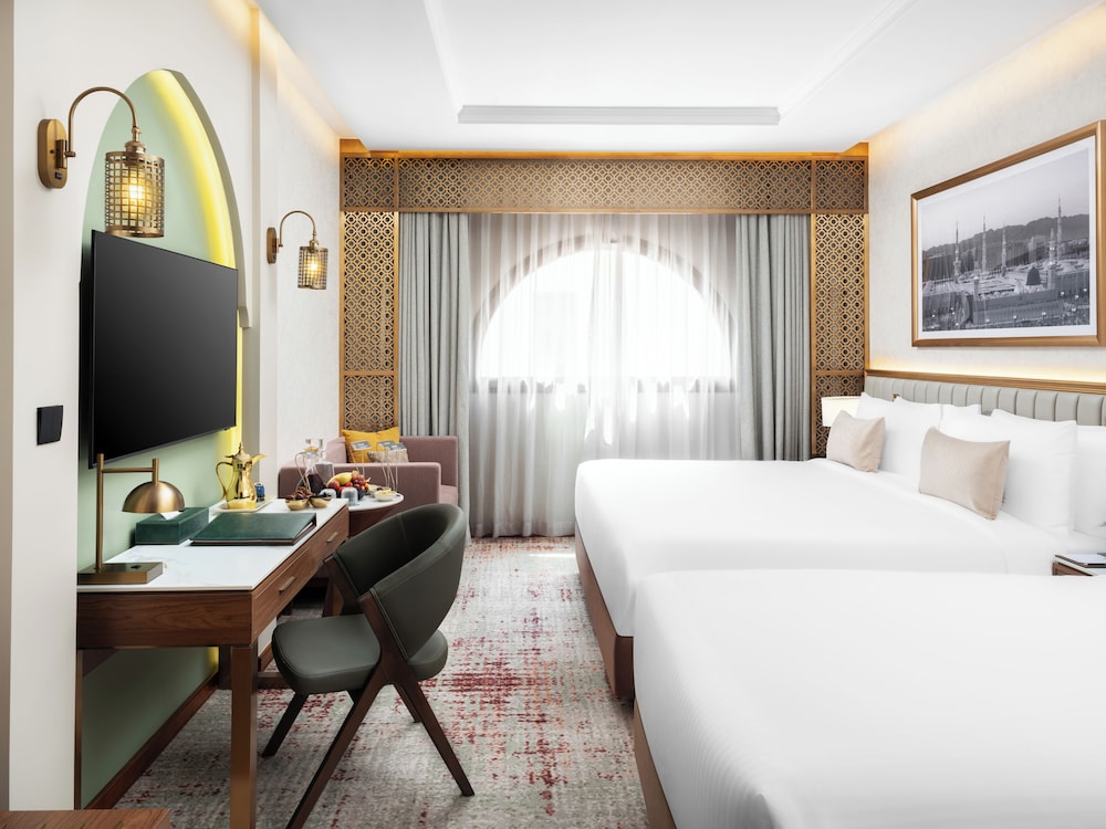 Executive Triple King Room - Photo 3