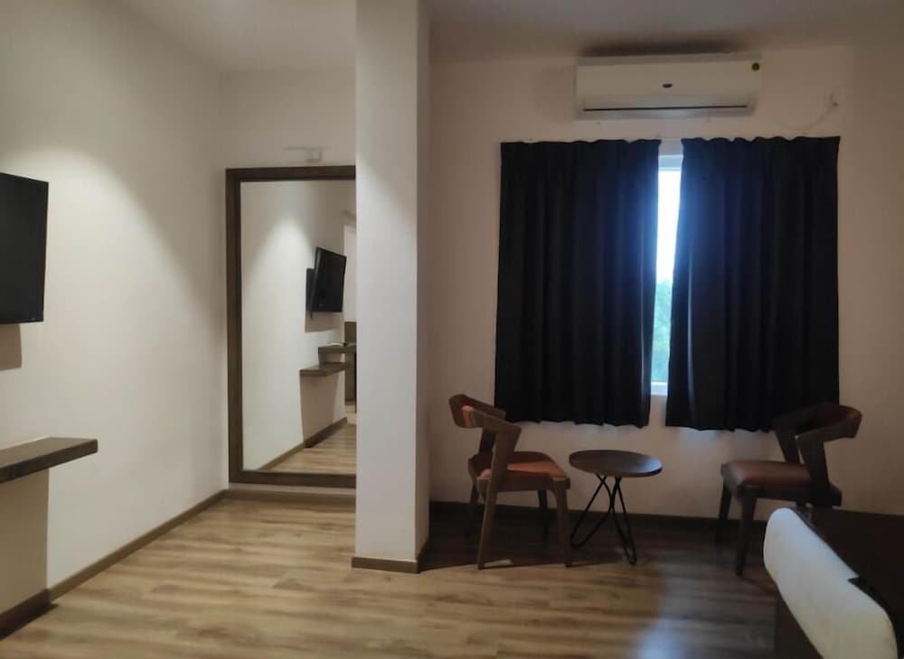 Deluxe Twin Room - Photo 4