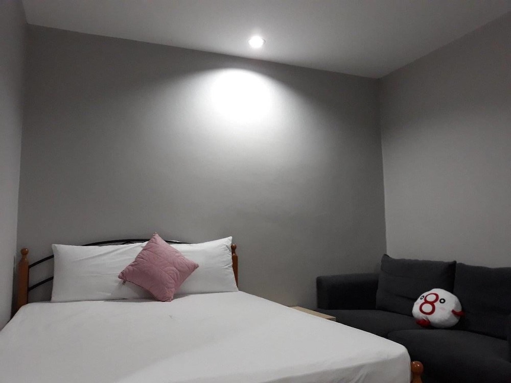 Deluxe Room, 1 Queen Bed, Non Smoking