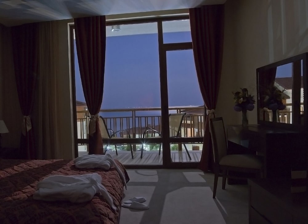 Suite, 1 Bedroom, Sea View photo 1