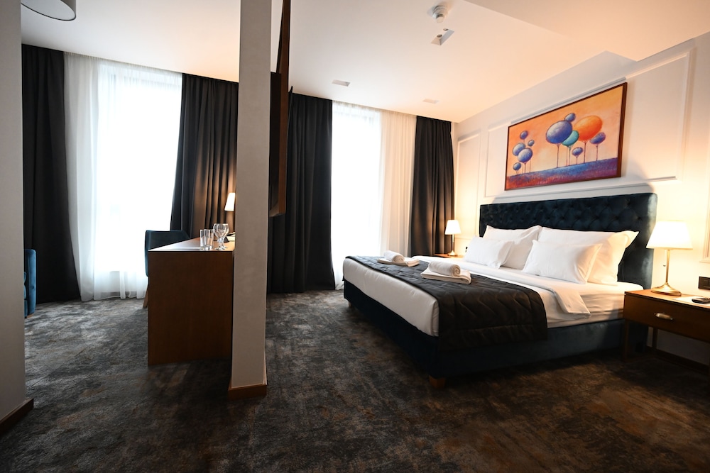 Junior Apartment