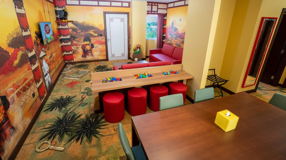 LEGO® NINJAGO® Fully Themed Family Suite with park access photo 2