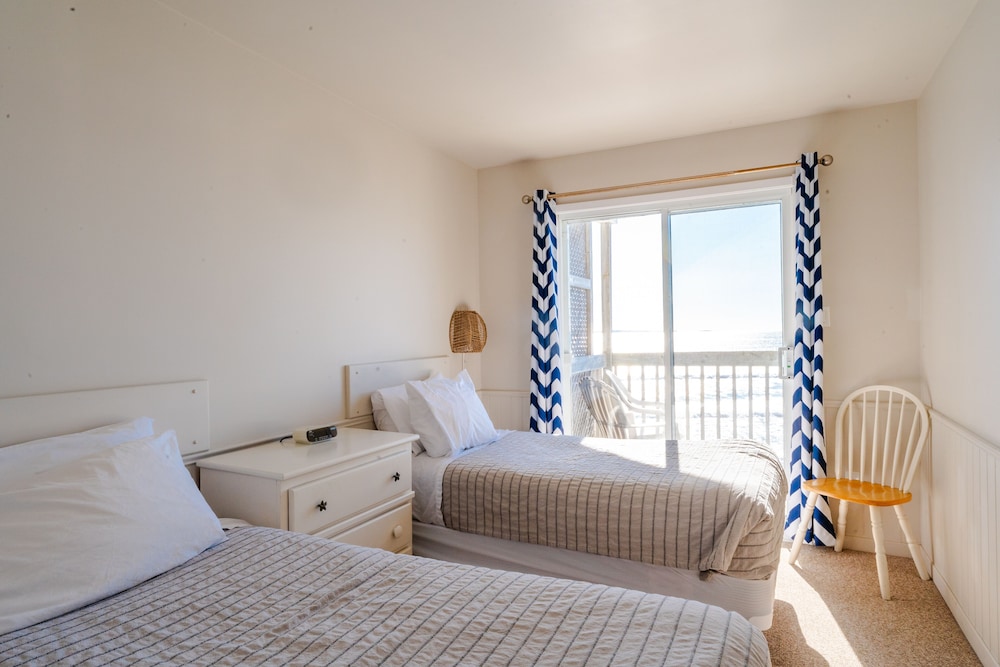 Villa, 2 Bedrooms, Beachside photo 1