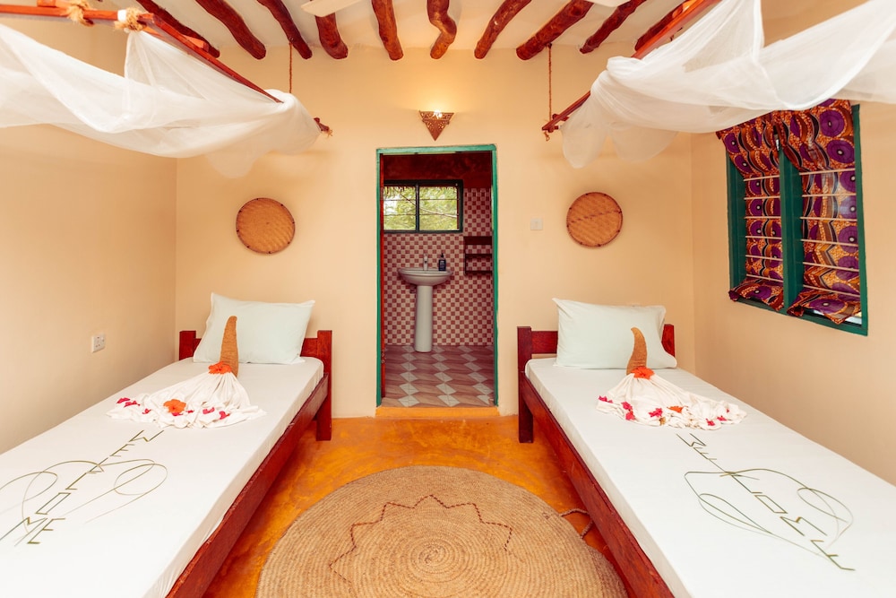 Comfort Twin Room - Photo 1