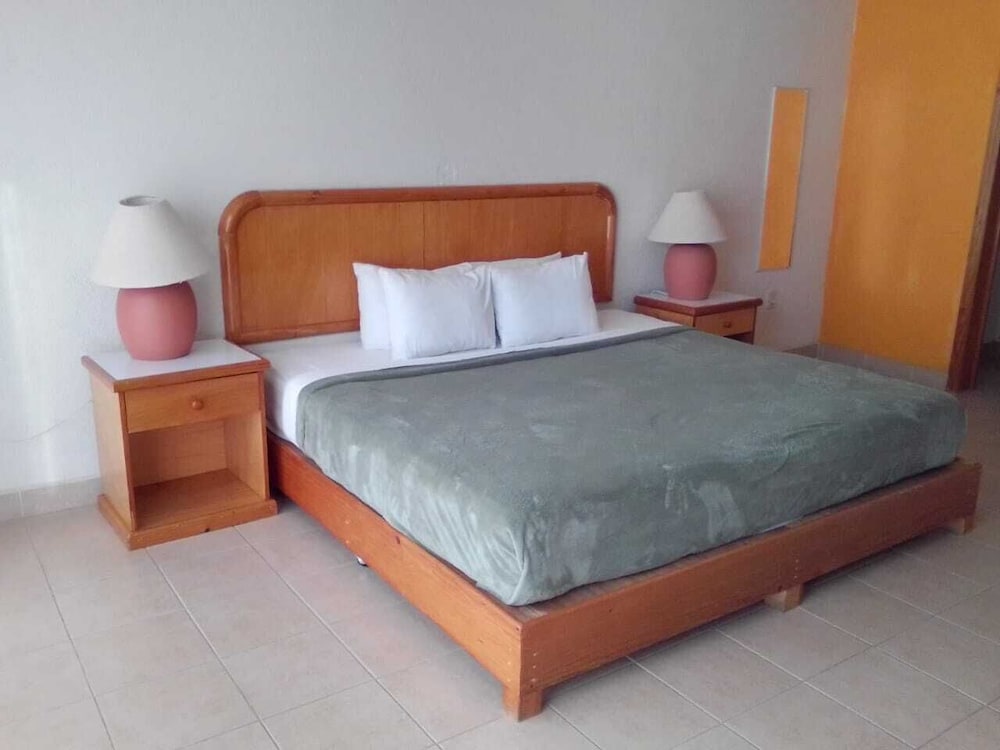 Superior Room, 1 King Bed
