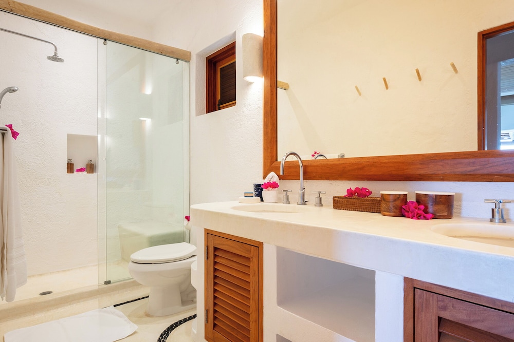 Deluxe Room, Multiple Beds, Ocean View (Casa Carioca) photo 2