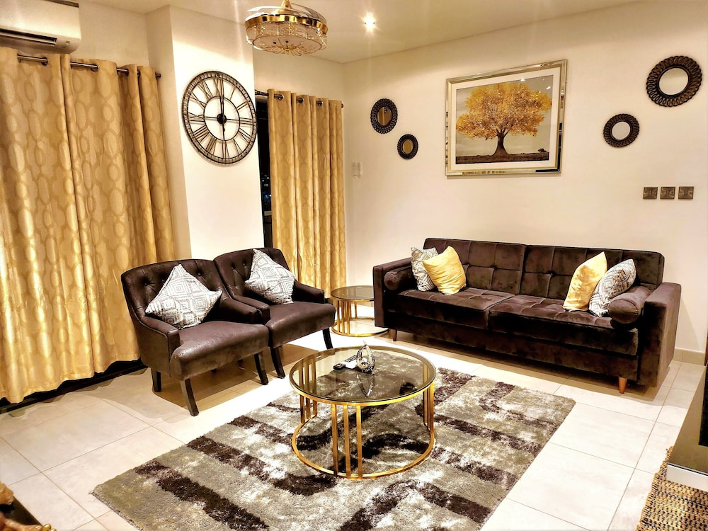 Luxury Apartment photo 1