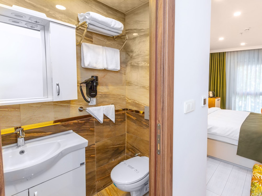 Standard Room, City View photo 2