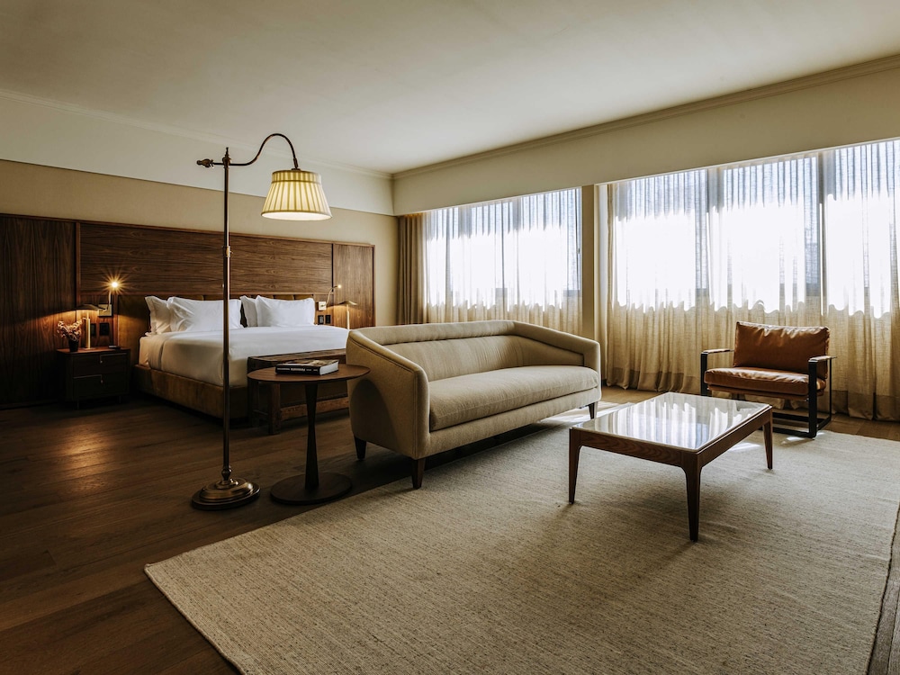 Junior Suite, 1 King Bed - Photo 5