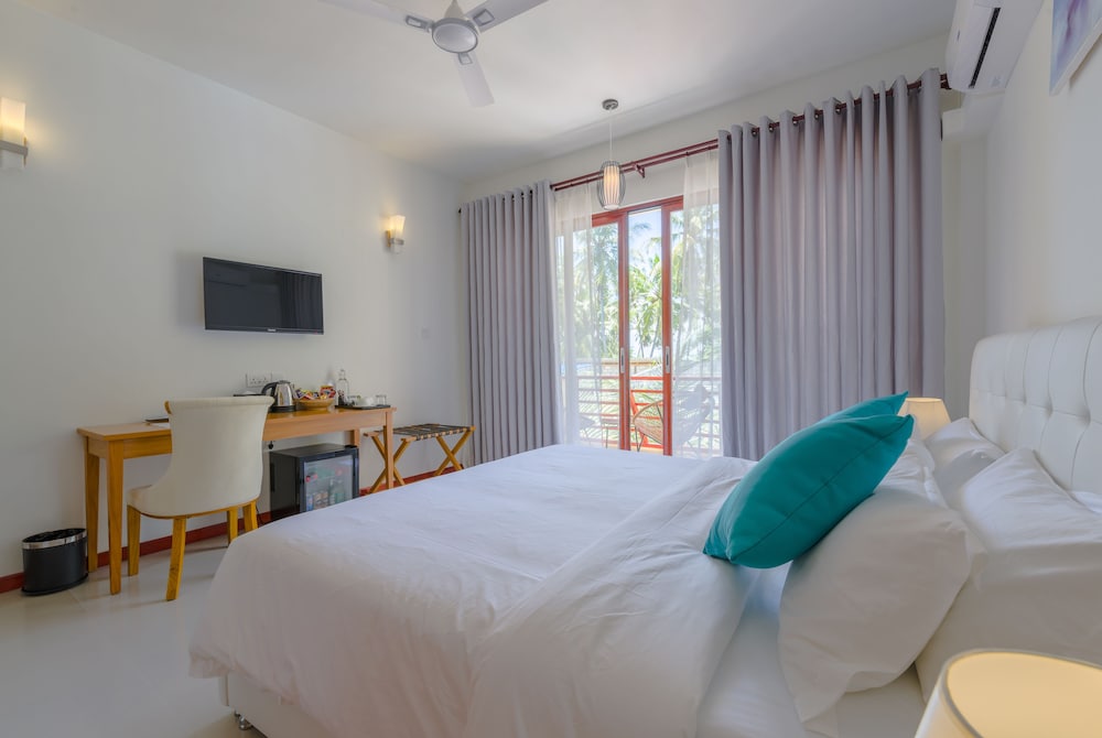 Suite, Jetted Tub