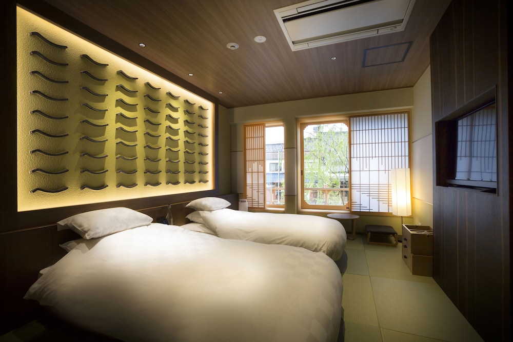 kasuga - Photo 1