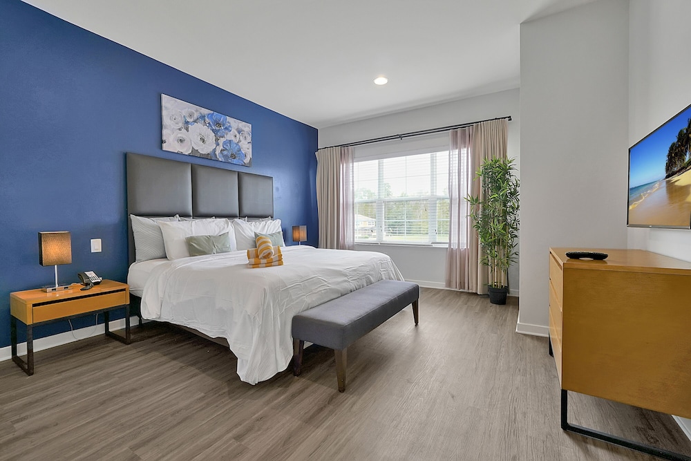Standard Townhome, 2 Bedrooms, Hot Tub - Photo 5