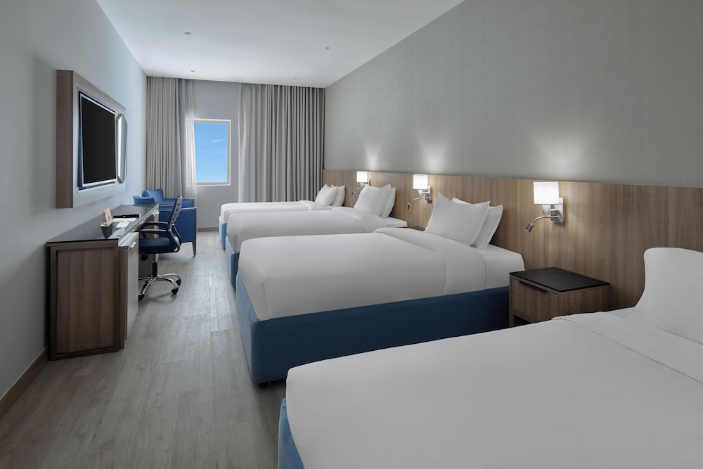 Superior Quadruple Room - Photo 6