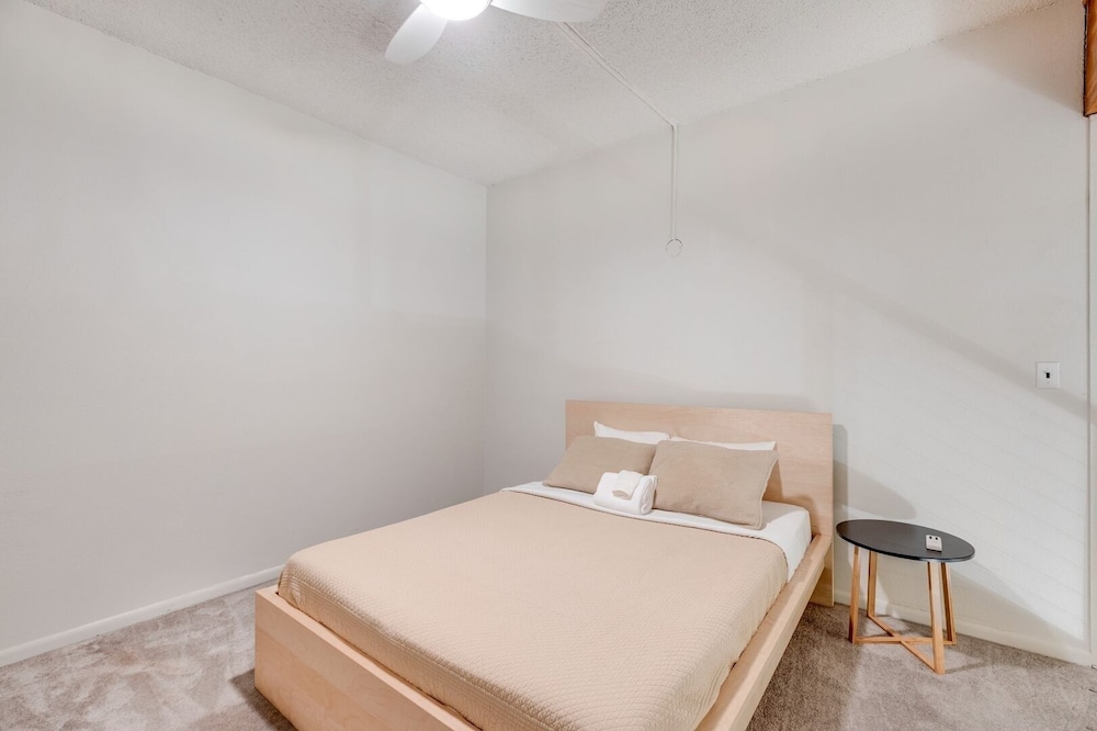 Condo, 1 Bedroom photo 3