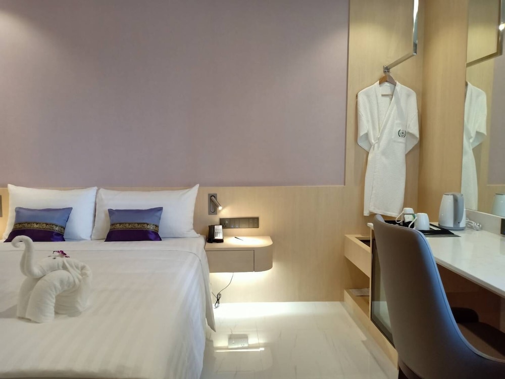 Superior Room, Non Smoking photo 3