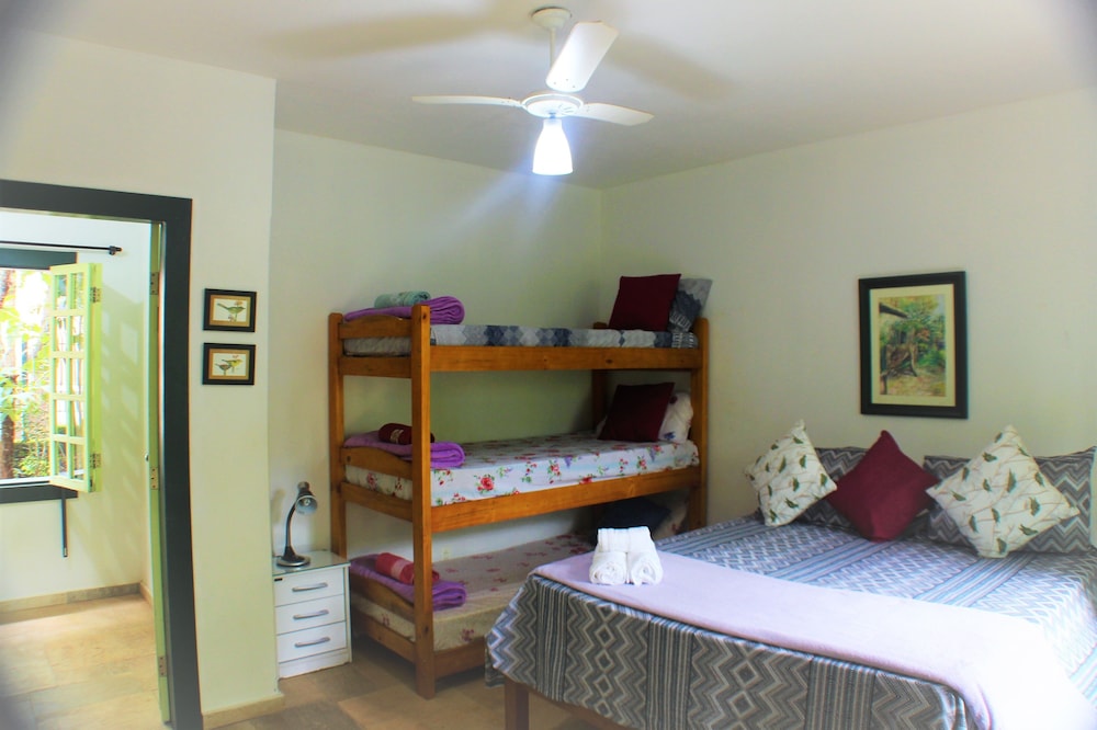 Suite (1) - Photo 2