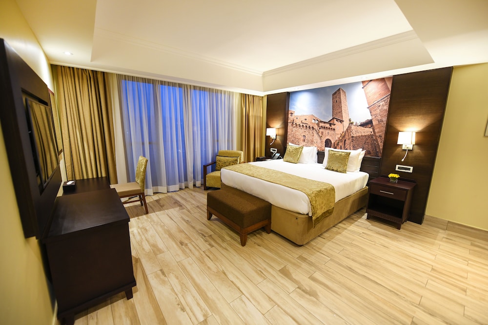 Penthouse, 3 Bedrooms photo 2