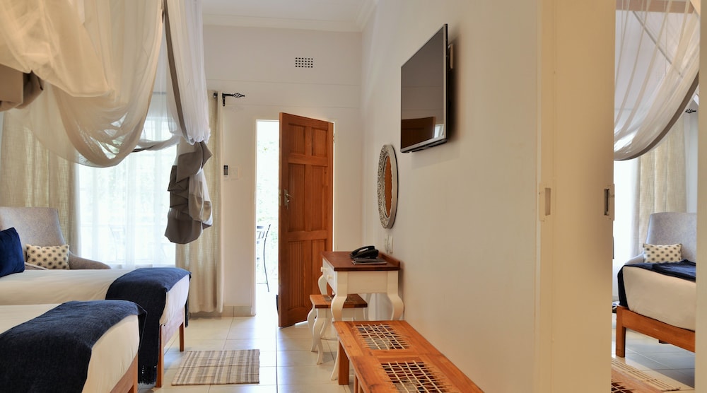 Double Room, Pool View photo 3