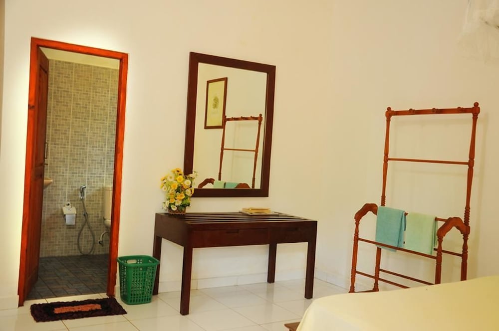 Duplex, City View, Beachside photo 1