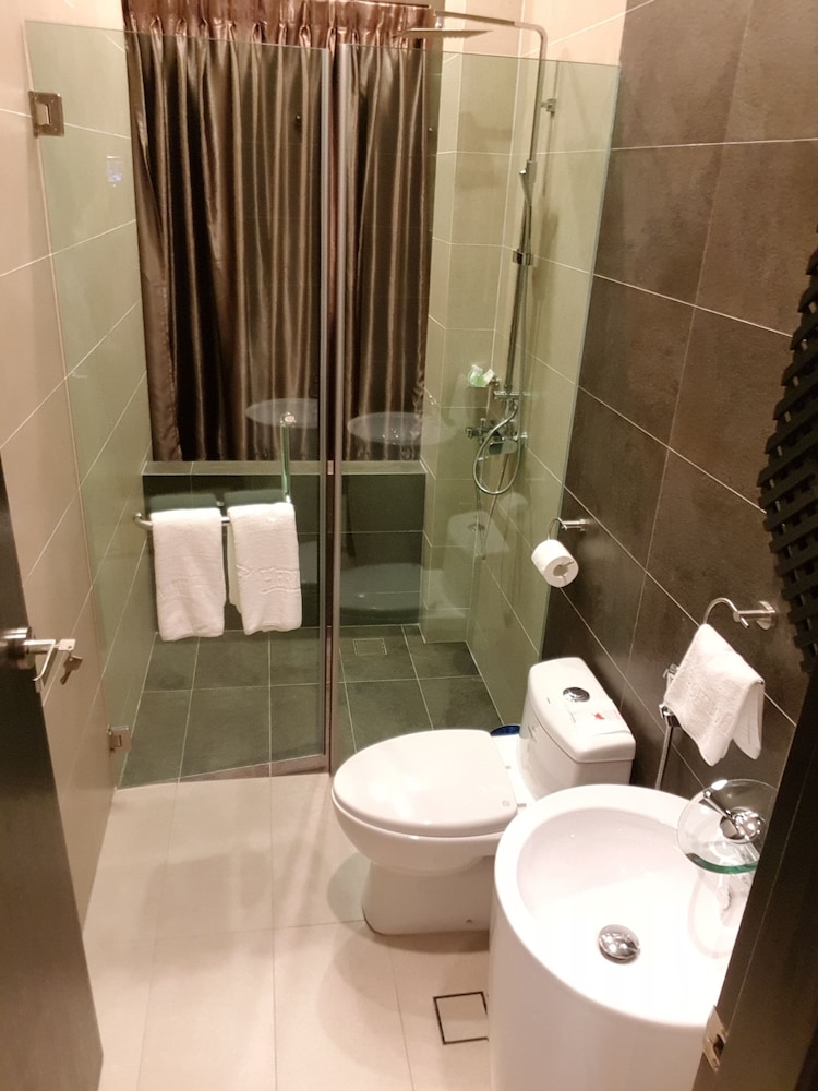 Suite (Pearl) photo 2