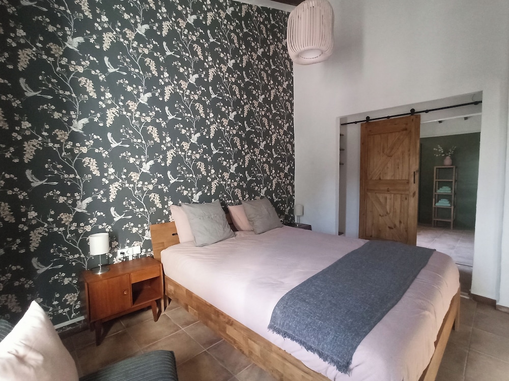 Deluxe Double Room, Garden View photo 2