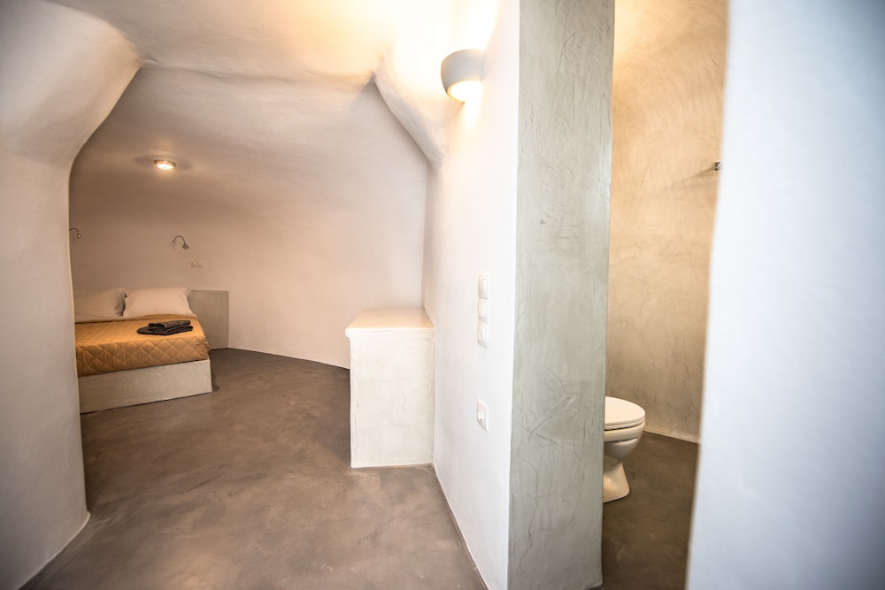 Standard Studio - Photo 6