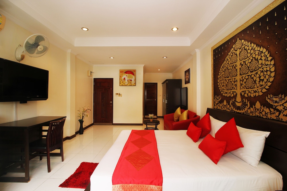 Deluxe Double Or Twin Room - Photo 14