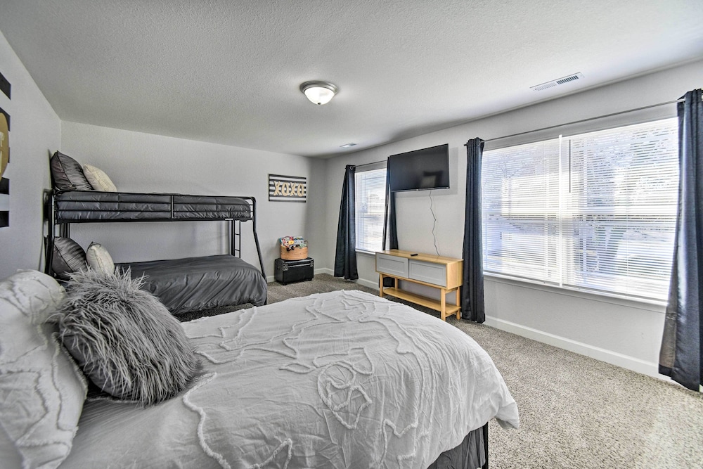 House (4 Bedrooms) photo 2
