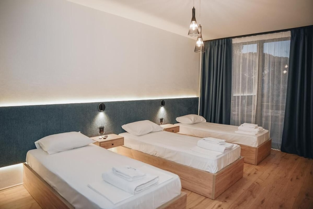 Villa, 2 Bedrooms, Balcony, Garden View photo 2
