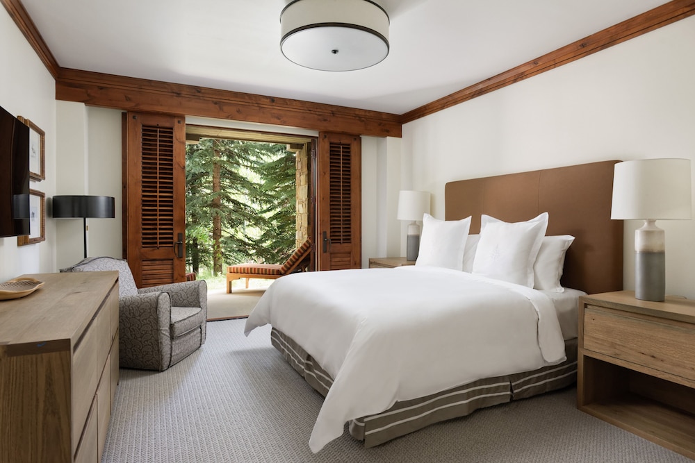 Room, 2 Bedrooms, Non Smoking, Valley View (Residence Valley View 2 King) at Four Seasons Resort Jackson Hole in Teton Village
