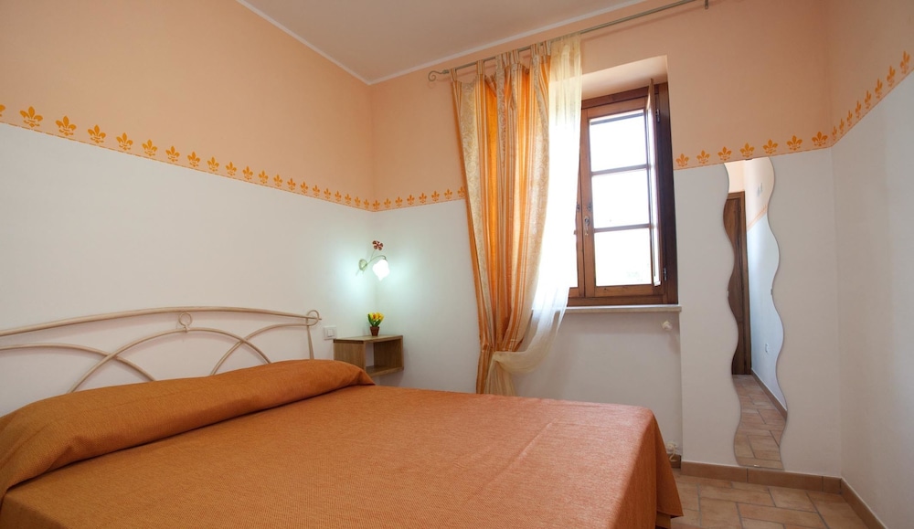 Economy Double Room, Private Bathroom (External)