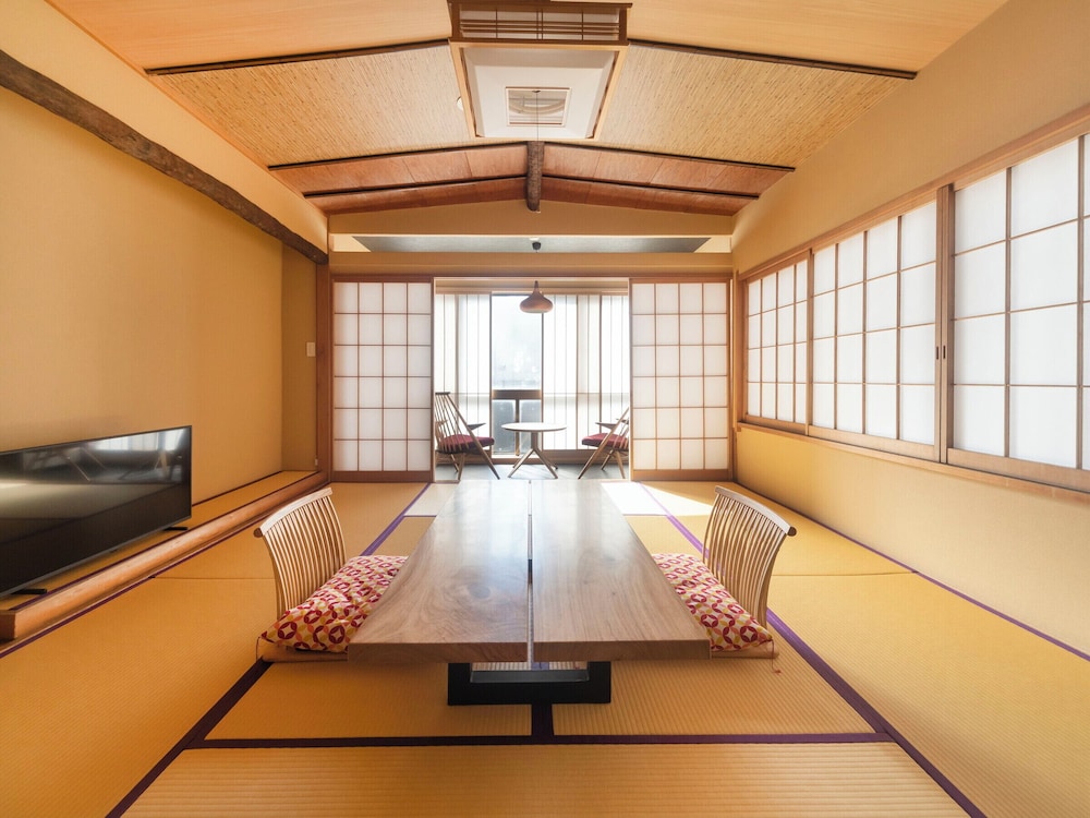 Standard Room, River View