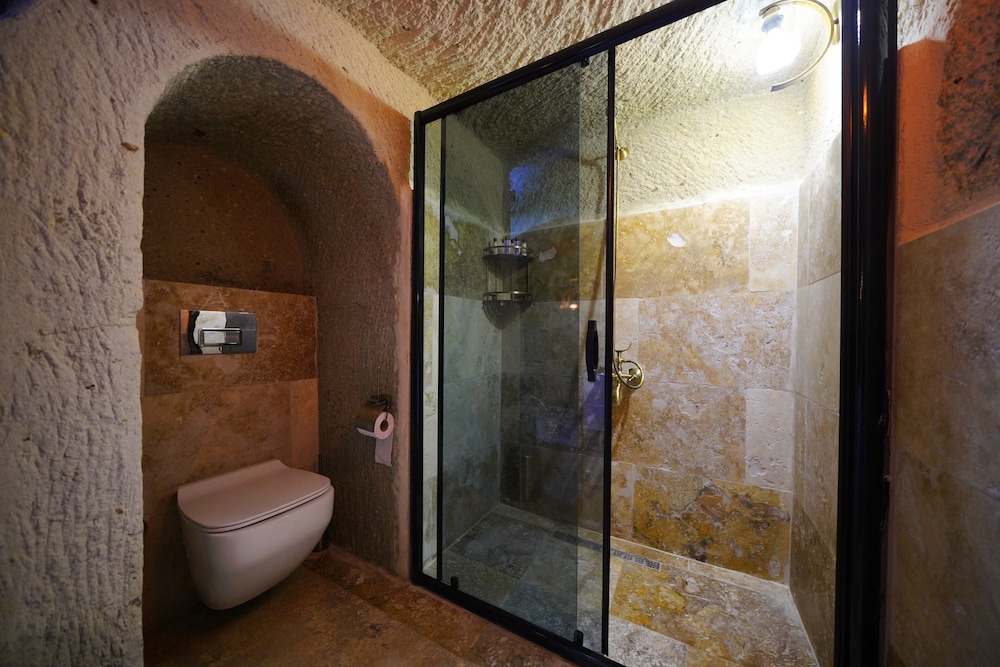 Nazende Hammam Jacuzzi Cave Suite - Photo 36