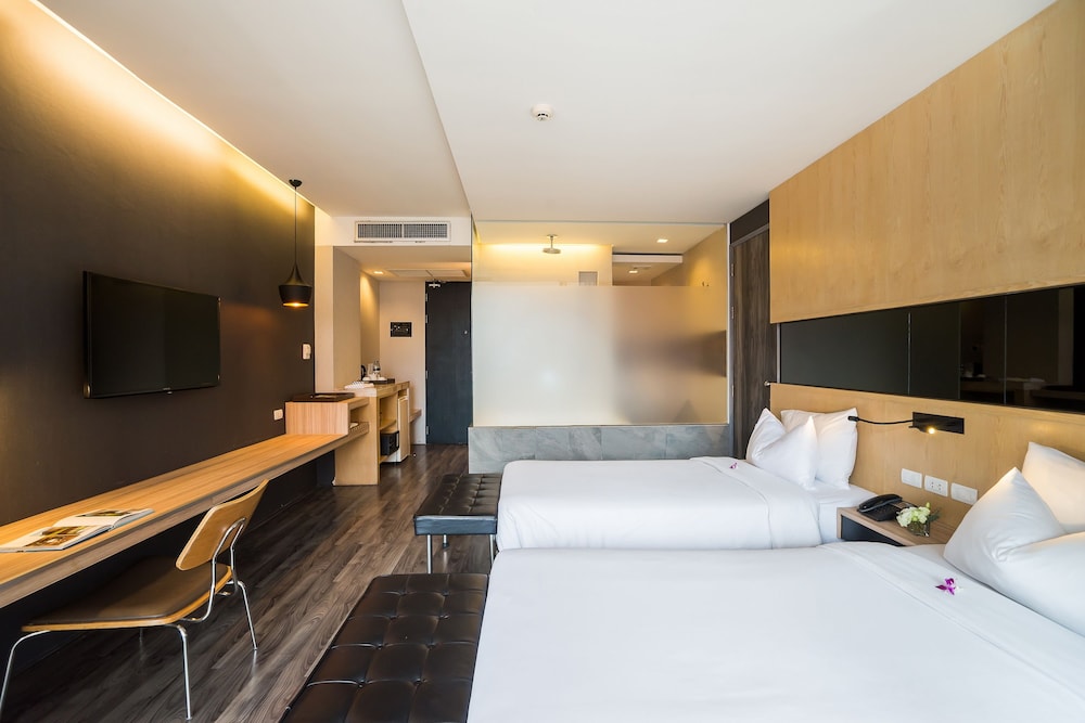Deluxe Room - Photo 4