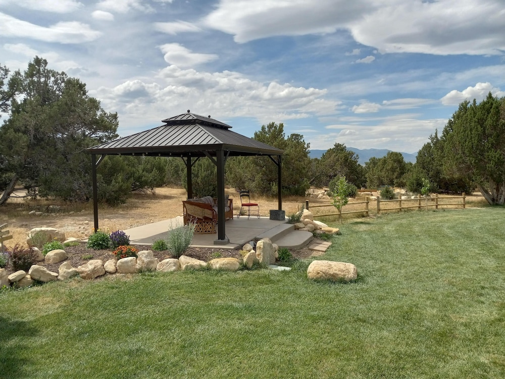 Villa, Multiple Beds, Mountain View photo 2