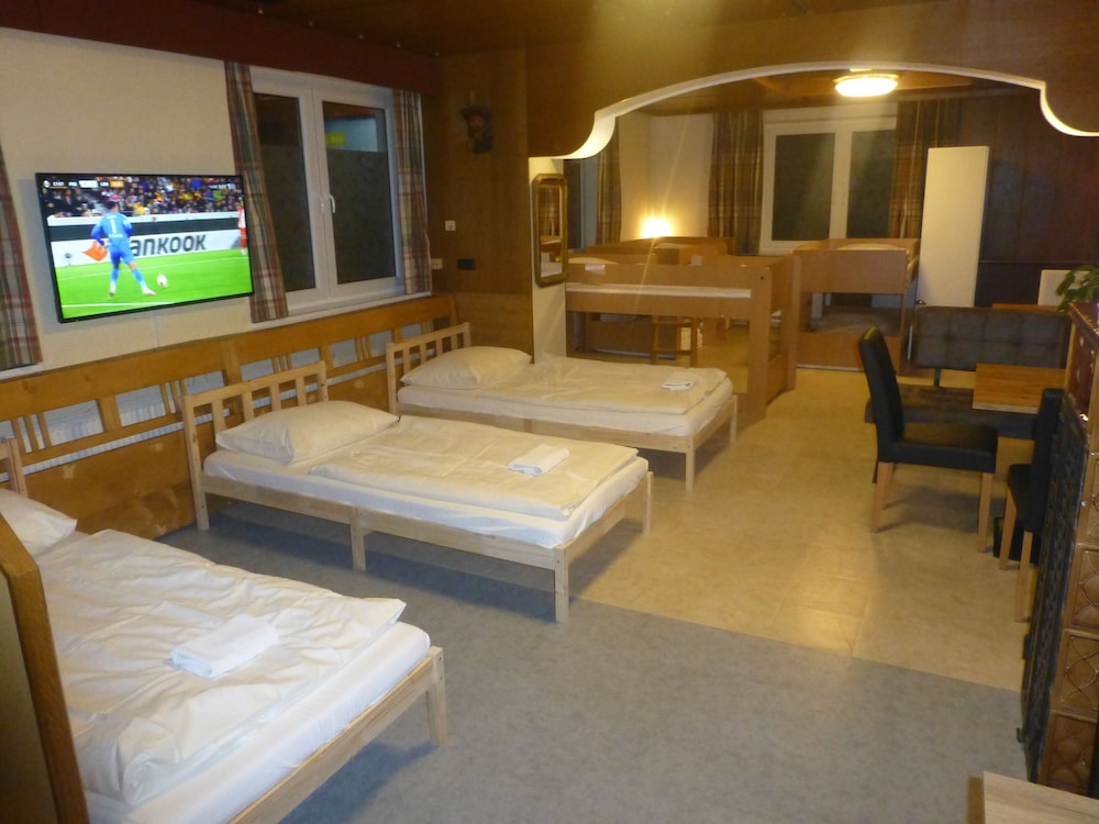 Junior Shared Dormitory, Multiple Beds photo 1