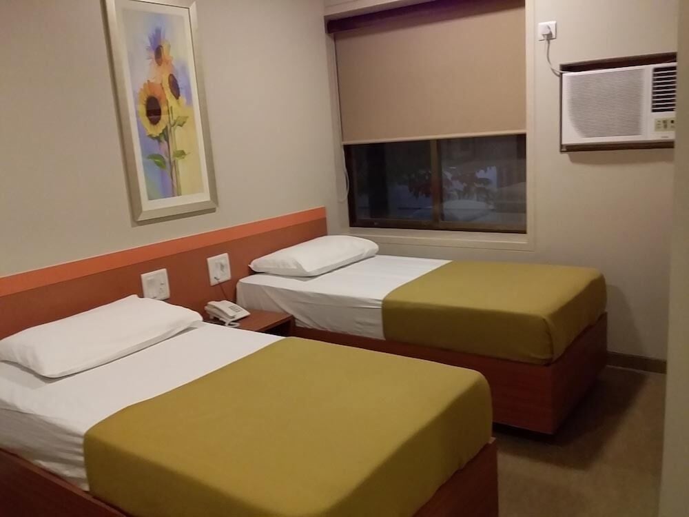 Standard Room, 1 Bedroom - Photo 1