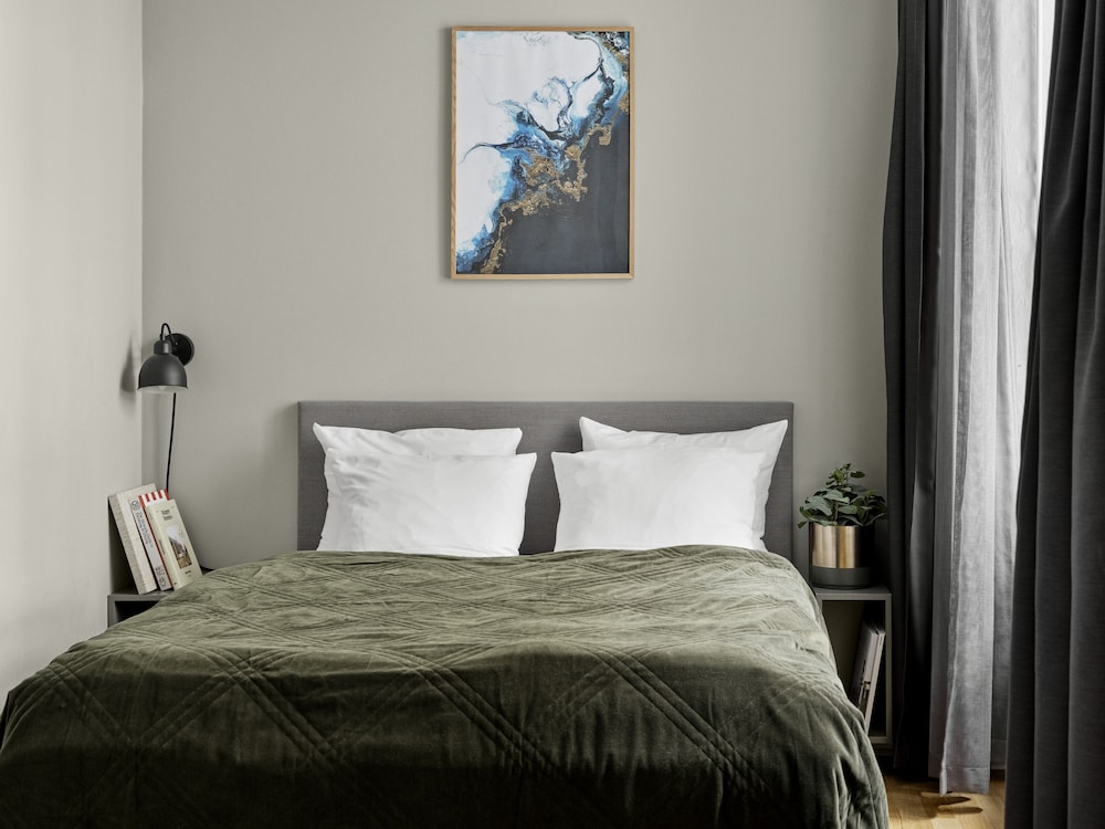 Deluxe Apartment, 3 Bedrooms thumbnail 5