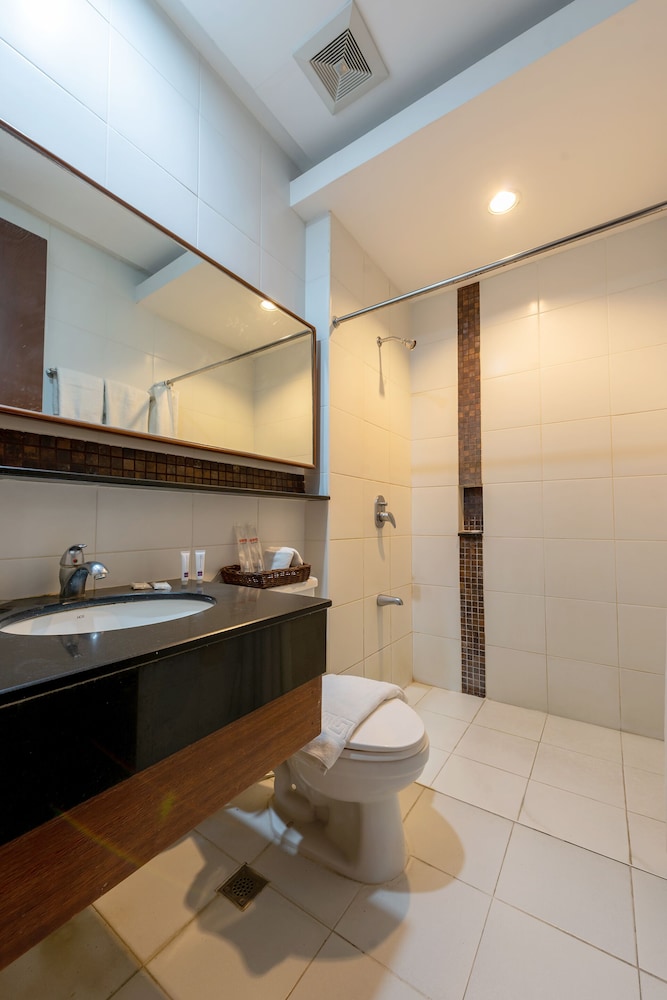 Deluxe Suite photo 3