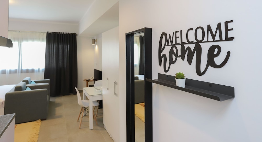 Standard Studio, 2 Twin Beds