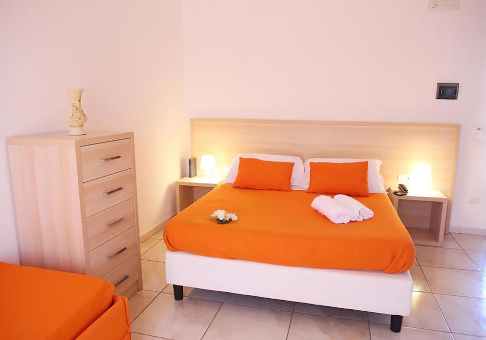 Triple Room - Photo 8