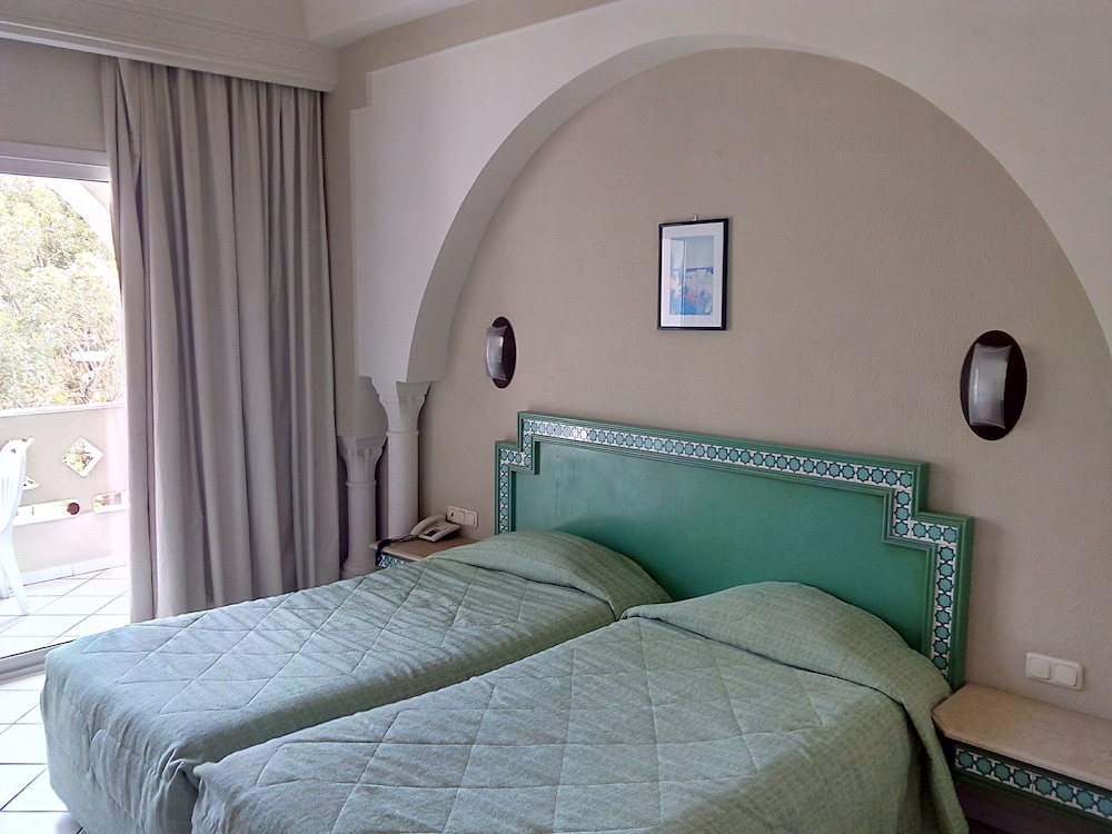 Standard Room - Photo 7