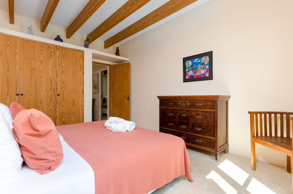 Villa photo 3