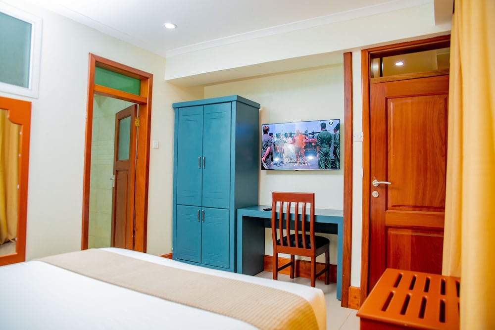 Luxury Suite photo 1
