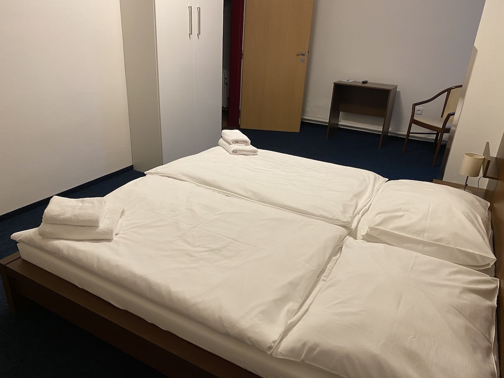 Twin Room, Courtyard View photo 2
